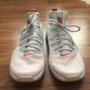 Women’s Nike athletic shoes